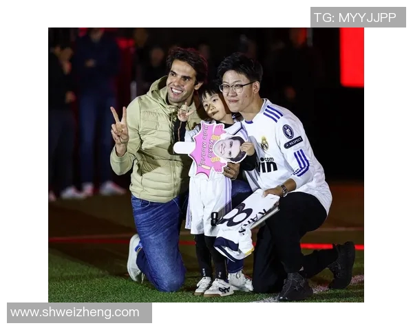 卡卡足球明星小游戏带你体验激情四射的绿茵场，挑战极限展现你的足球天赋