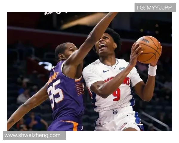 2016年勇士队与活塞队精彩对决视频直播回顾与分析