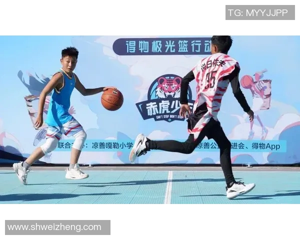 云端飞跃的篮球明星们在赛场上书写传奇与梦想